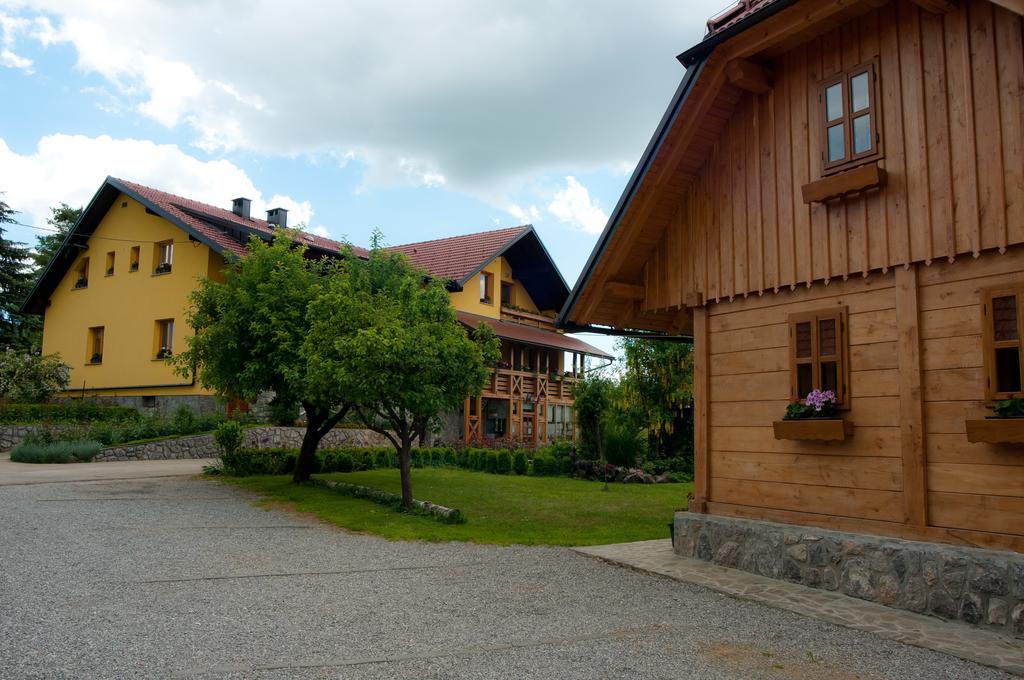 Tourist Farm Ob Izviru Krupe Villa Semic Eksteriør billede